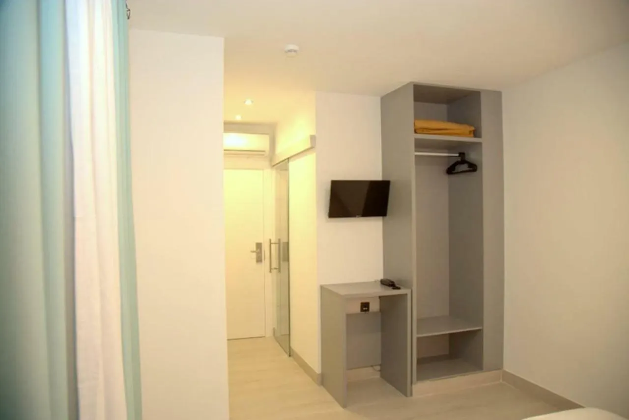 **  Hotel Cedran Granada Spain